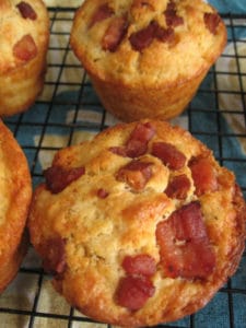 Cheese and pancetta breakfast muffins - quick and easy, ideal for a leisurely weekend breakfast.