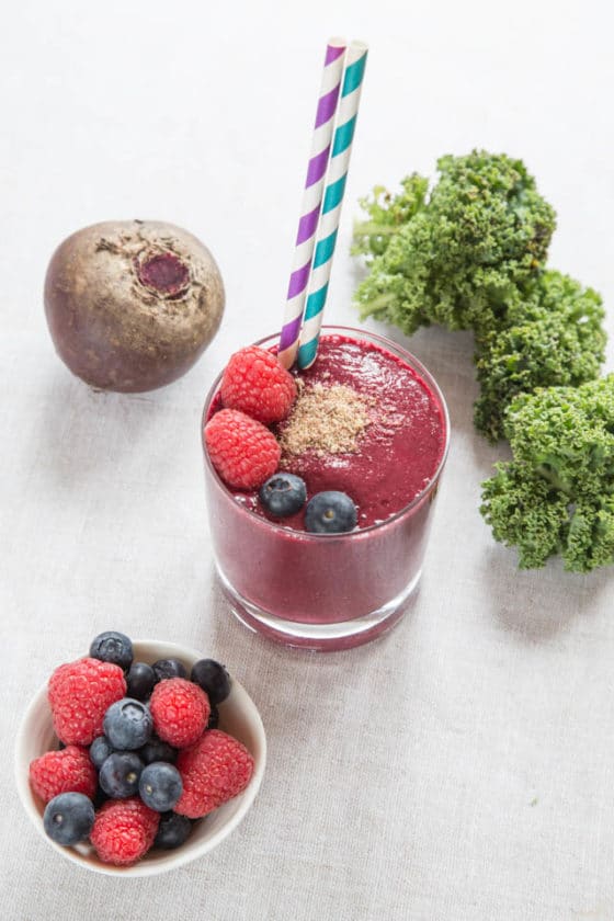 Healthy Green Beetroot Smoothie Recipe {Vegan, Whole 30, Paleo}