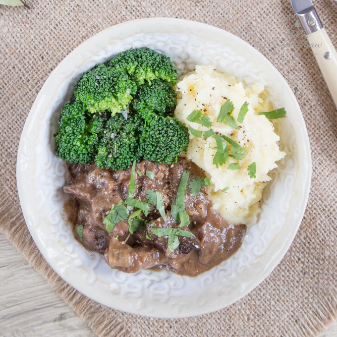 Easy Slow Cooker Beef Casserole