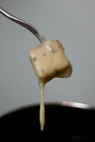 Stilton Fondue dripping cheese