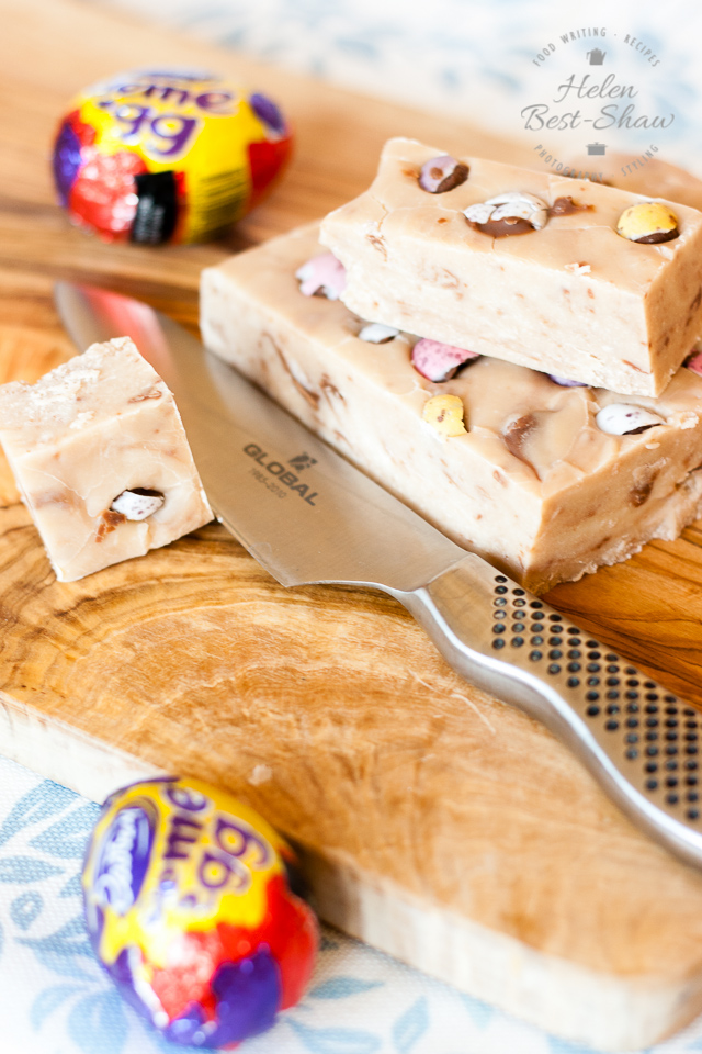 A creamy, dreamy Cadbury Creme Egg Fudge. So easy to make with only 4 other ingredients!