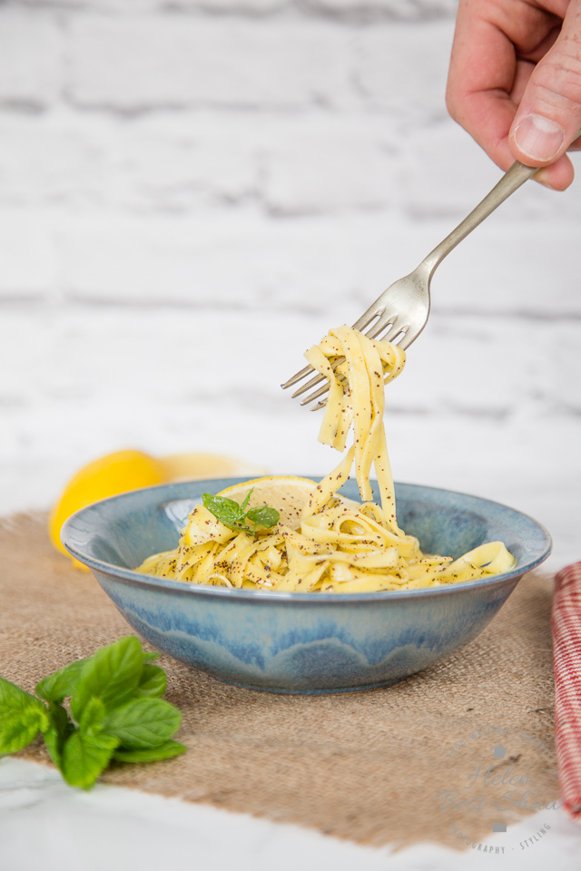 Have you ever tried sweet pasta? This traditional Slovakian dish is very easy to prepare and only requires 4 ingredients.