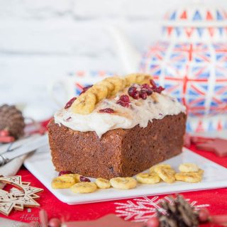 This banana & mincemeat loaf cake has no added fat, and is topped with a cinnamon & cranberry cream cheese frosting