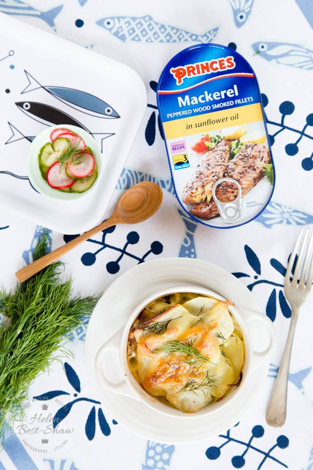 Jansson's Temptation is a easy to make classic Swedish winter warmer. This version uses canned mackerel.