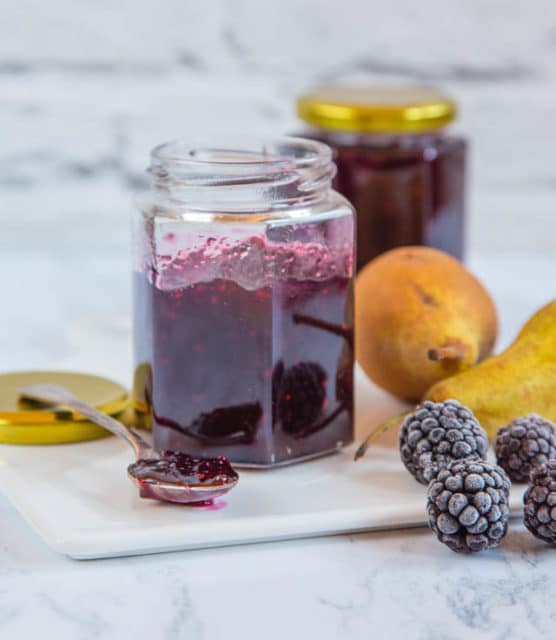 Easy Pear and Blackberry Jam Recipe (Small batch, no pectin)