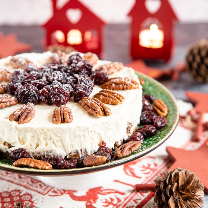 Easy Christmas Cheesecake - no bake for the holidays!