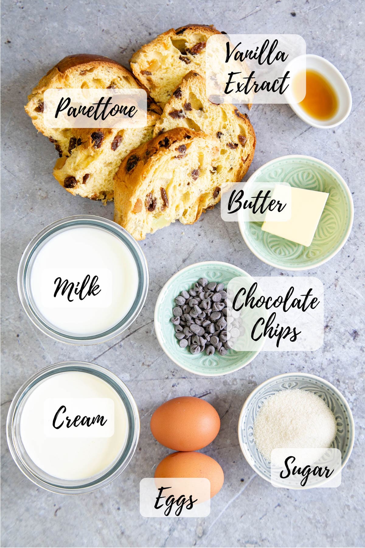 Ingredients: panettone, real gourmet vanilla extract, butter, chocolate chips, sugar, egg, cream, mil