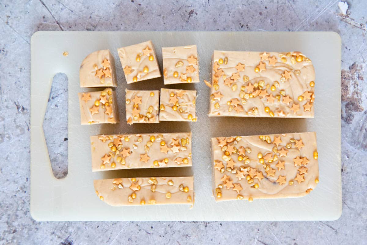 Turn the block of fudge out of the tray before cutting into squares to serve.