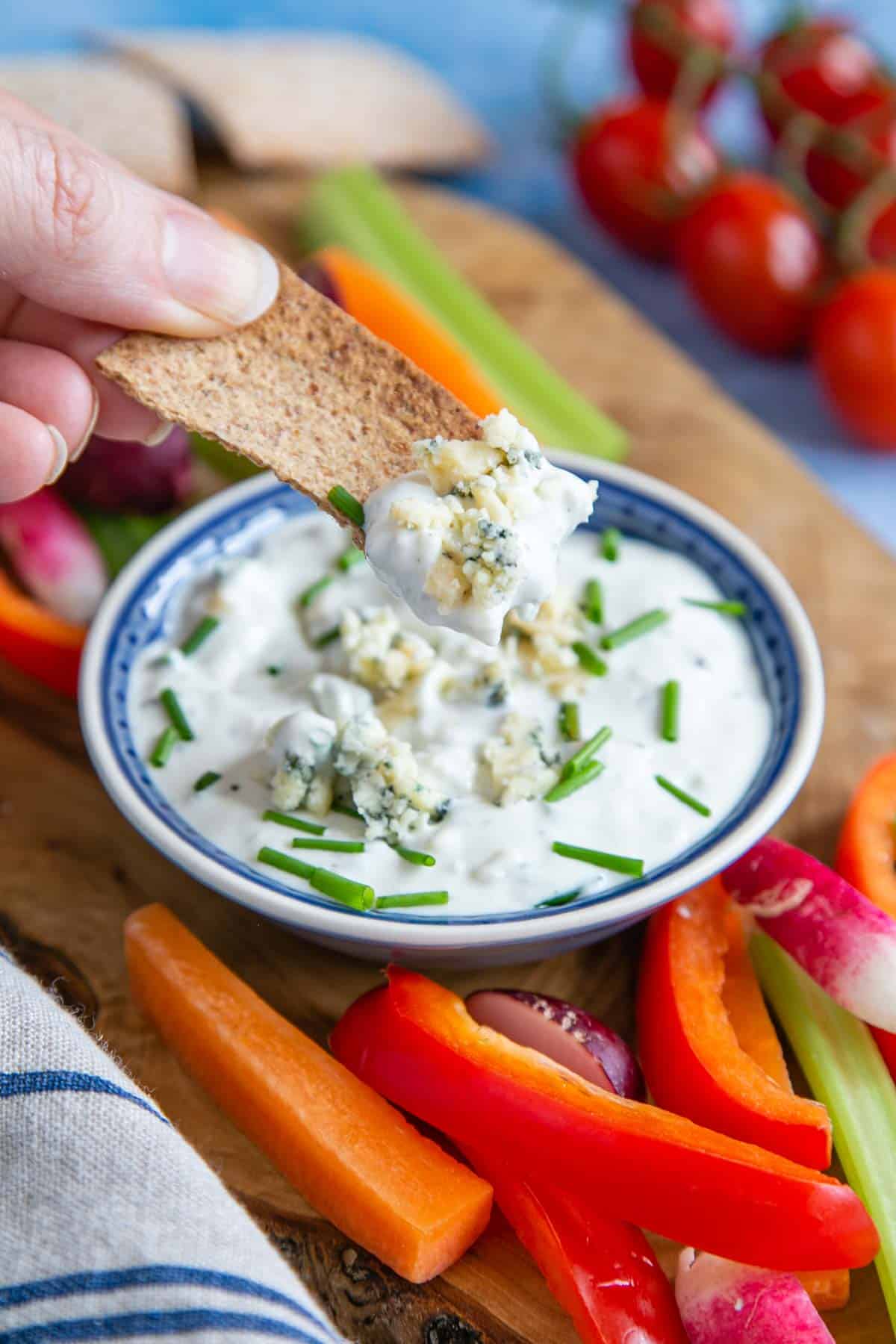 Blue cheese dip with crackers and crudités