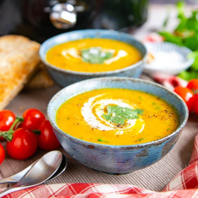 Slow Cooker Carrot and Coriander Soup Helen's Fuss Free Flavours