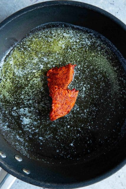 Melt the nduja in butter, in a non-stick frying pan