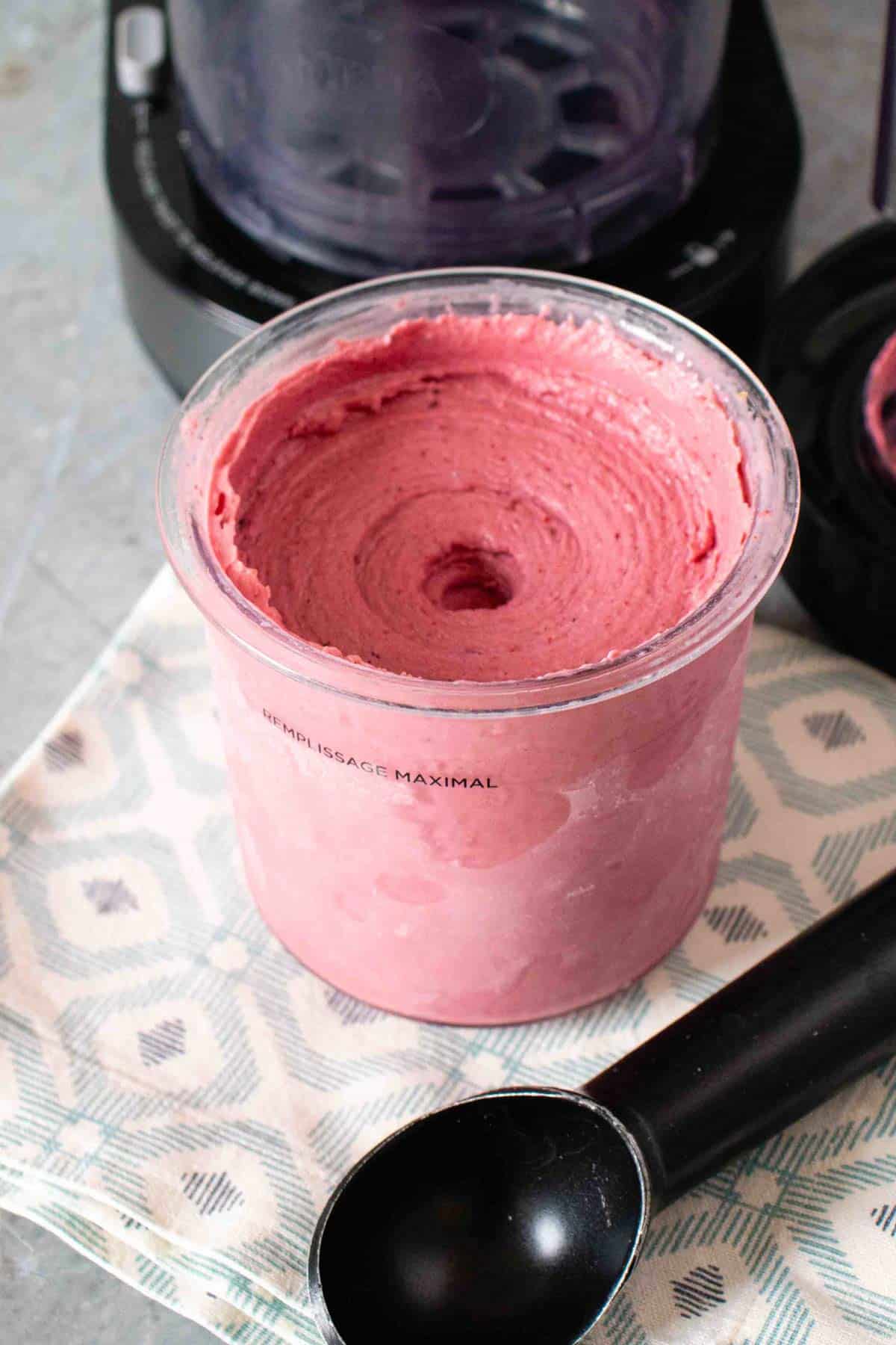 After processing, there is a hole down the middle of the pot